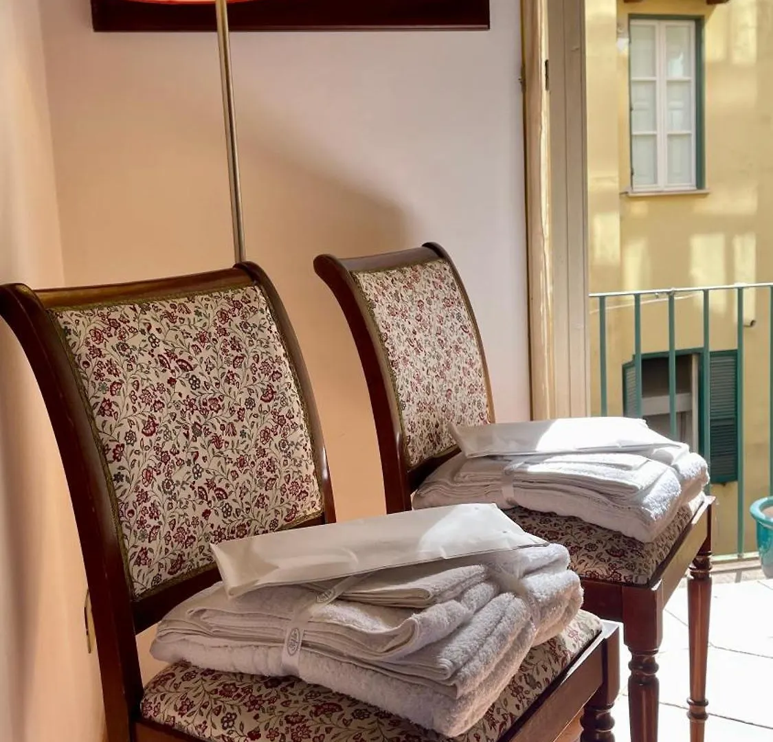 Trevi Fountain Apartment Roma 0*,  Italia